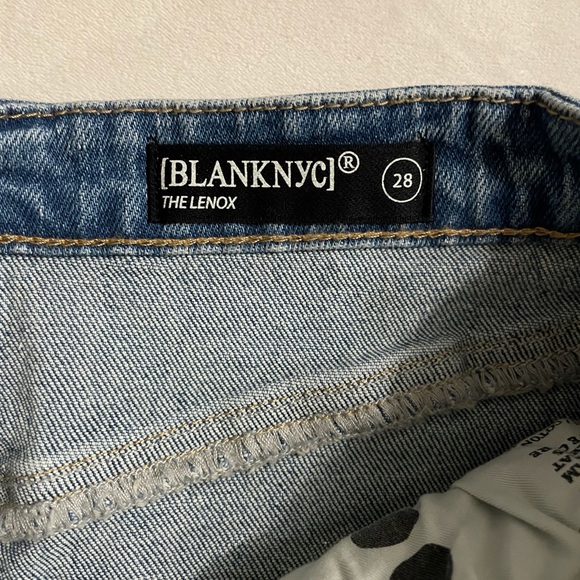 NWT The Lenox NYC Women’s Jean Shorts High Rise Distressed Size 28 Blue - Picture 4 of 11